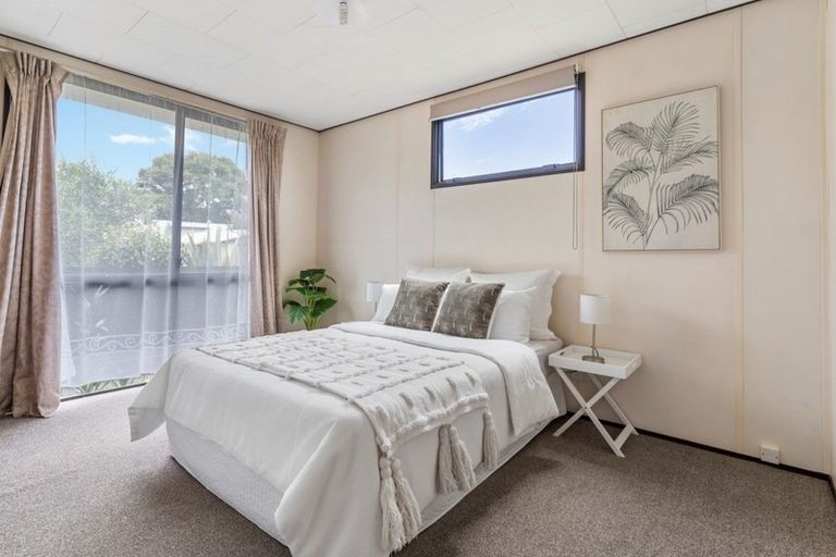 Photo of property in 3b Longstead Avenue, Papamoa Beach, Papamoa, 3118