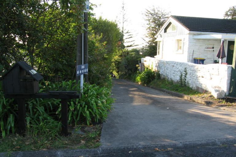 Photo of property in 1/691a East Coast Road, Browns Bay, Auckland, 0630