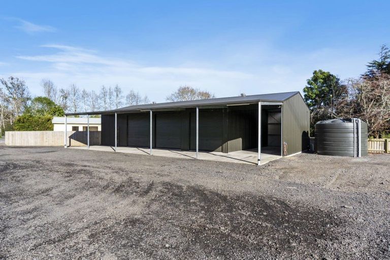 Photo of property in 12 Brookvale Lane, Taupaki, Henderson, 0782