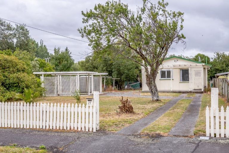 Photo of property in 27 Oxford Street, Lansdowne, Masterton, 5810