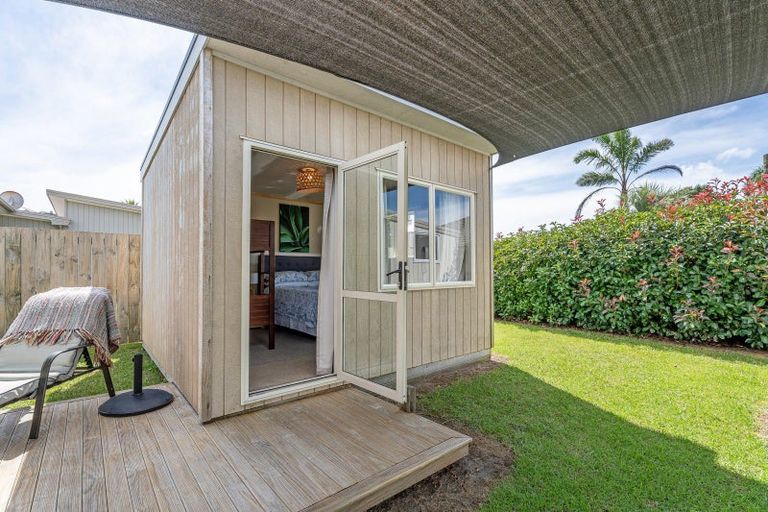 Photo of property in 26 Wells Place, Whitianga, 3510