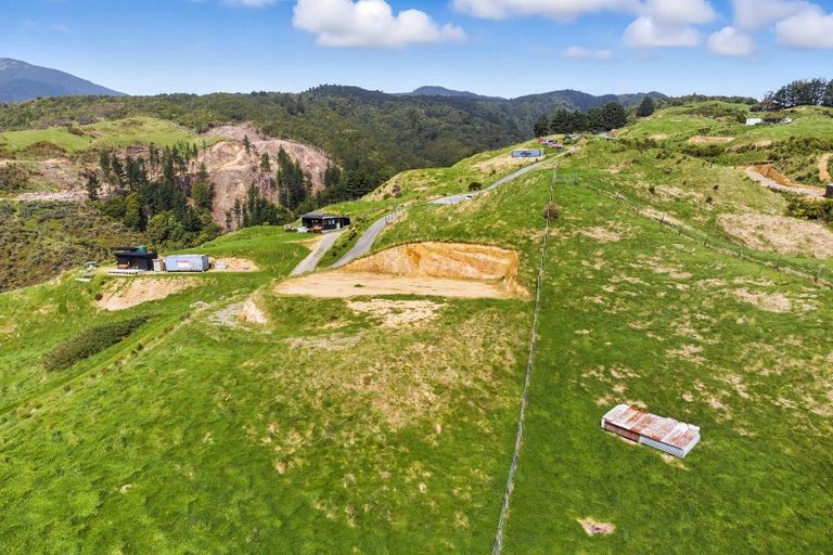 Photo of property in 385 Akatarawa Road, Reikorangi, 5391