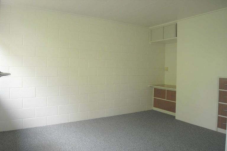 Photo of property in 1a Rimu Street, New Lynn, Auckland, 0600