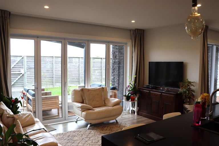 Photo of property in 121 Tapu Road, Huapai, Kumeu, 0810