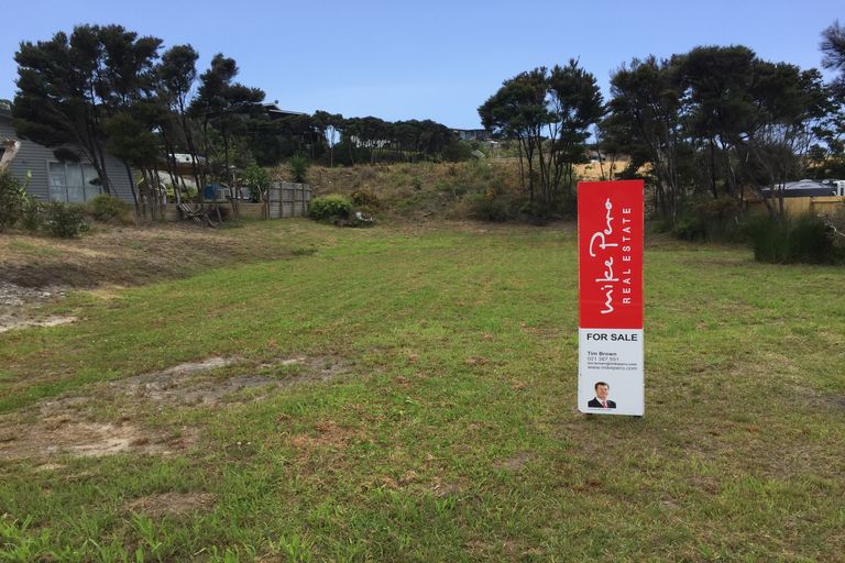 Photo of property in 13 Seabreeze Road, Mangawhai Heads, Mangawhai, 0505