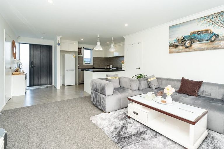 Photo of property in 49 Te Tiireke Drive, Glenview, Hamilton, 3206