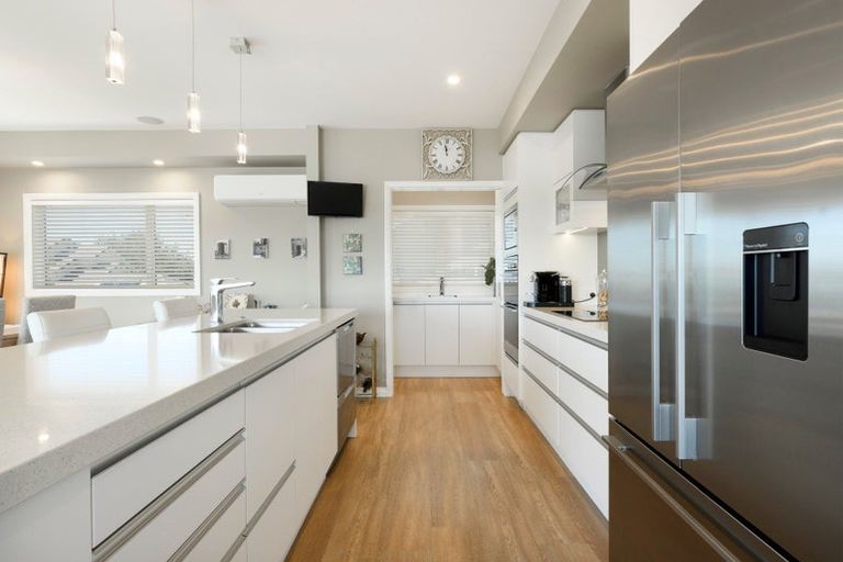 Photo of property in 5 Edgecumbe Road, Tauranga, 3110