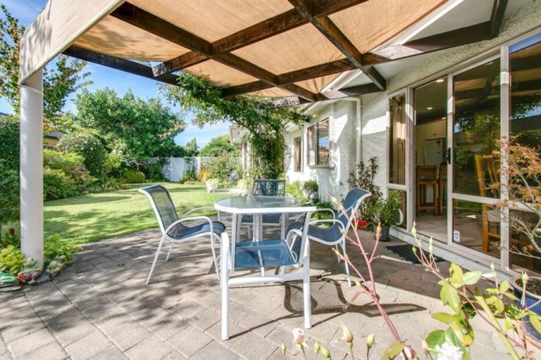 Photo of property in 3 Hyatt Grove, Greenmeadows, Napier, 4112