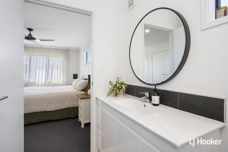 Photo of property in 16 Moet Crescent, Waihi Beach, 3611