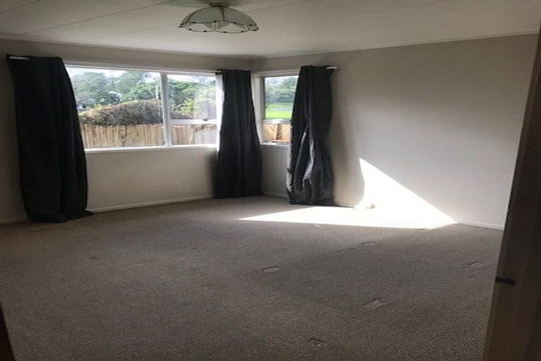 Photo of property in 7 Devonshire Road, Unsworth Heights, Auckland, 0632