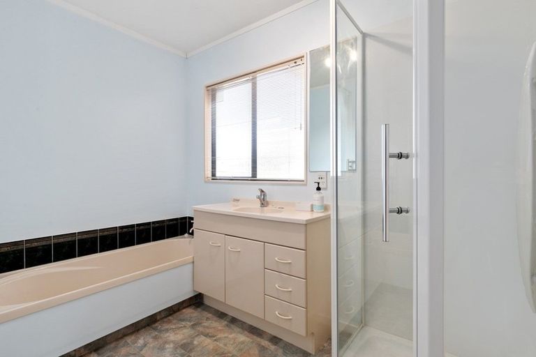 Photo of property in 1 Goodall Street, Dinsdale, Hamilton, 3204