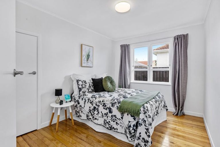 Photo of property in 630 Te Atatu Road, Te Atatu Peninsula, Auckland, 0610