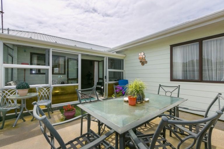 Photo of property in 6 Dillon Drive, Bell Block, New Plymouth, 4312