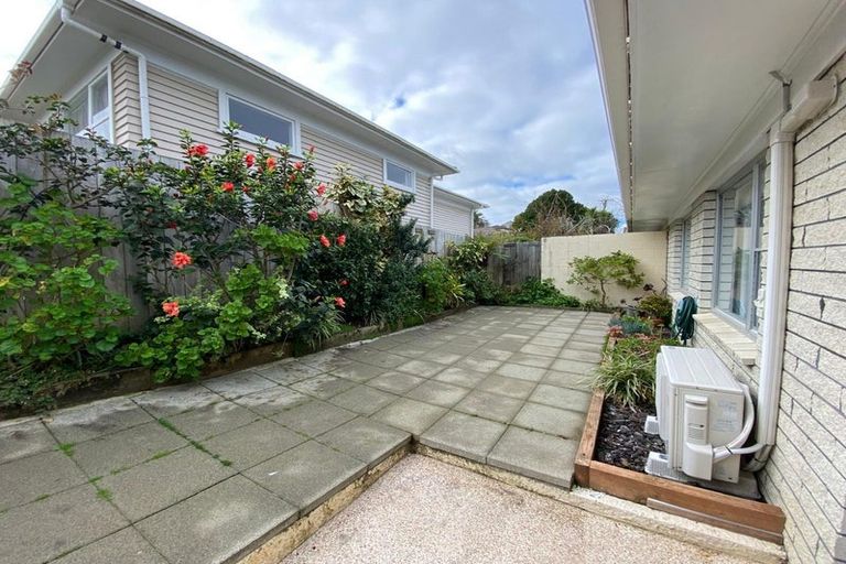 Photo of property in 2/15 O'halloran Road, Howick, Auckland, 2014