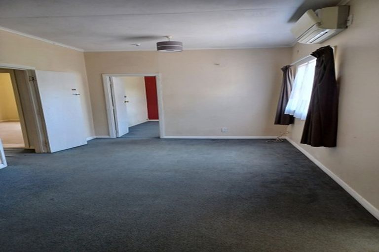 Photo of property in 19 Hereford Street, West End, Palmerston North, 4410