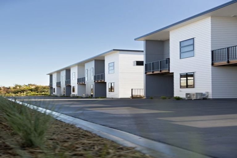 Photo of property in 12 Harapa Way, Brookfield, 3110