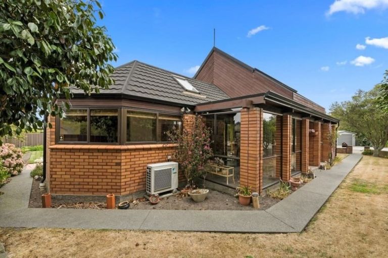 Photo of property in 114 Saint Johns Street, Woolston, Christchurch, 8062