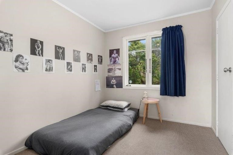 Photo of property in 1/238 Sunset Road, Windsor Park, Auckland, 0632