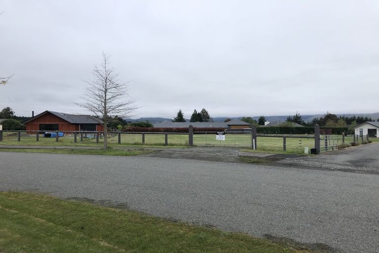 Photo of property in 8 Ewen Place, Hanmer Springs, 7334