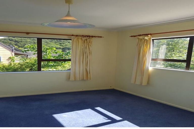 Photo of property in 14 Shackle Lane, Whitby, Porirua, 5024