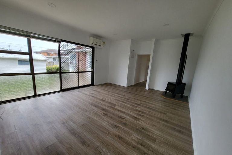 Photo of property in 1/57 Central Avenue, Papatoetoe, Auckland, 2025