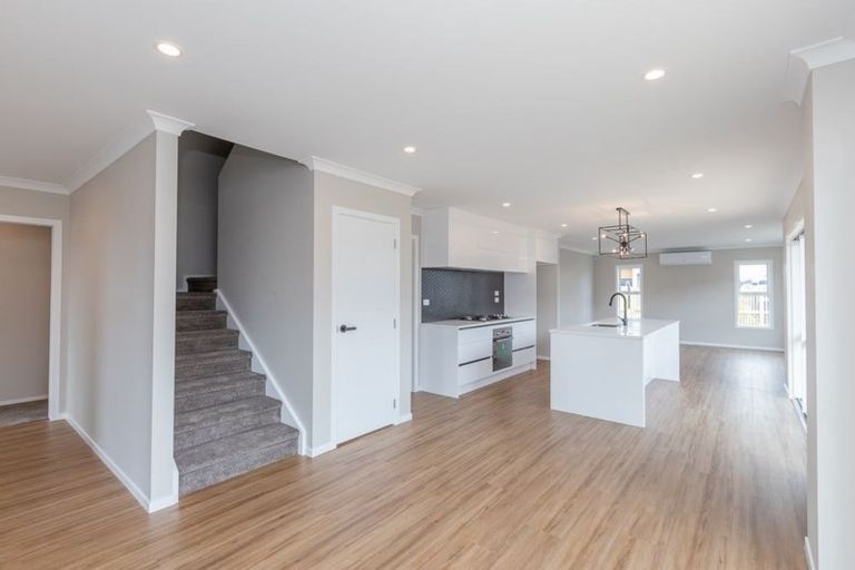 Photo of property in 8 Lavinias Way, Chartwell, Hamilton, 3210