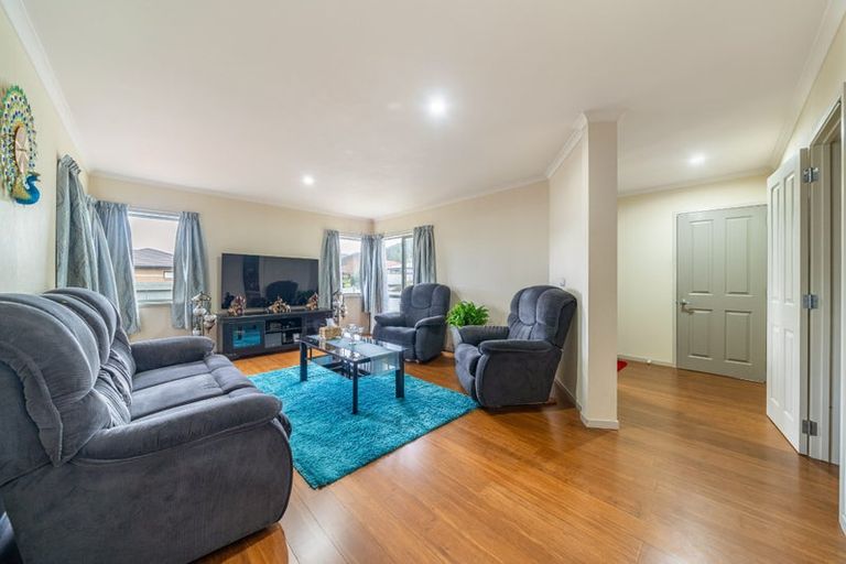 Photo of property in 2 Fraser Colman Grove, Wainuiomata, Lower Hutt, 5014