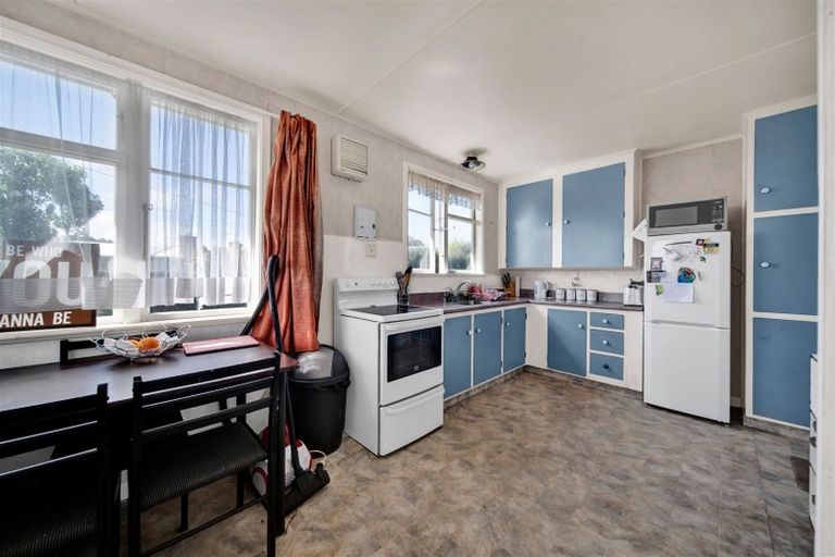 Photo of property in 7 Pacey Avenue, Hawera, 4610