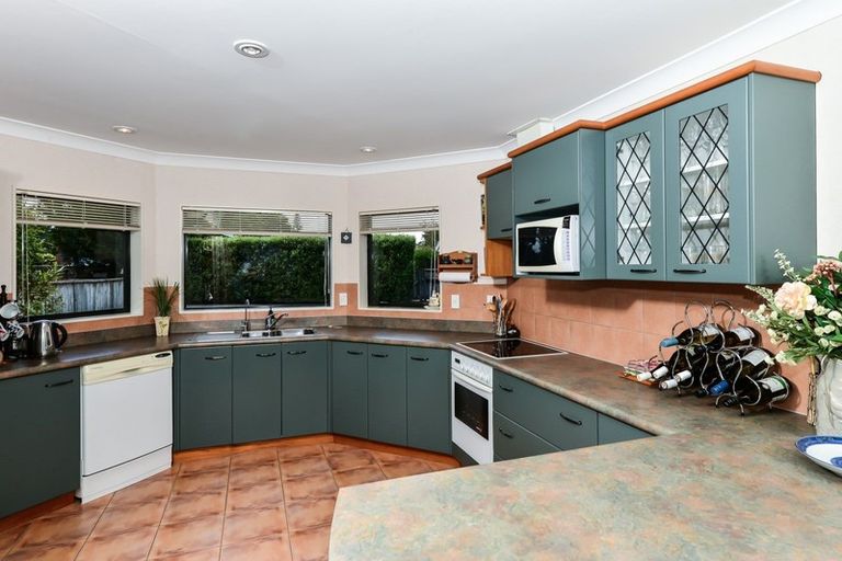 Photo of property in 15 Millthorpe Crescent, Pukete, Hamilton, 3200