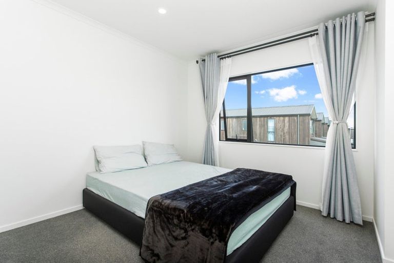 Photo of property in 33 Alliance Lane, Papakura, 2110