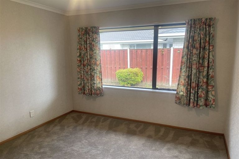 Photo of property in 30 Villa Grove, Ilam, Christchurch, 8041