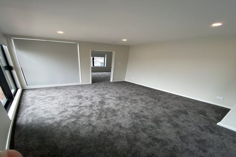 Photo of property in 36d Eastern Beach Road, Bucklands Beach, Auckland, 2012