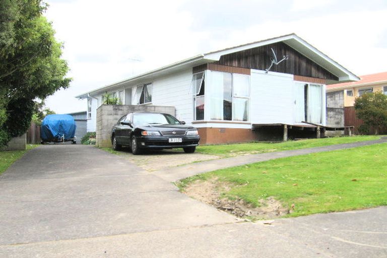 Photo of property in 46 Ferndown Avenue, Papatoetoe, Auckland, 2025