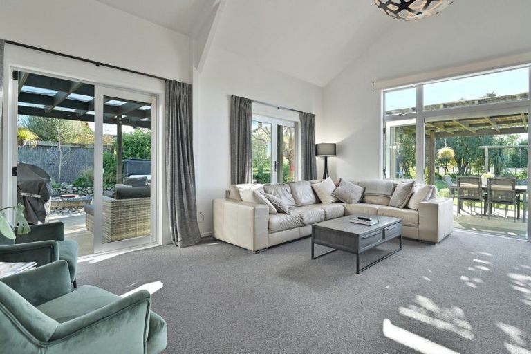 Photo of property in 95 Kereru Road, Maraekakaho, 4171