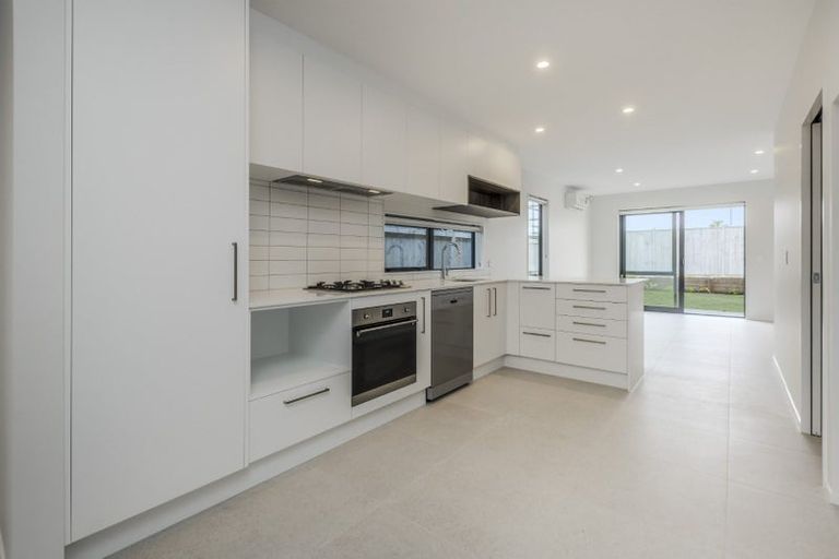 Photo of property in 62 Nganui Avenue, Takanini, Auckland, 2112