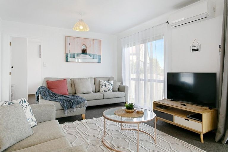 Photo of property in 18 Newberry Place, Richmond Heights, Taupo, 3330