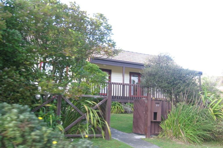 Photo of property in 37 Tweed Road, Papakowhai, Porirua, 5024