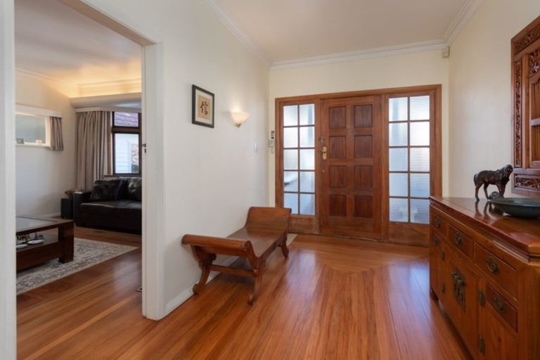 Photo of property in 52 Homewood Avenue, Karori, Wellington, 6012