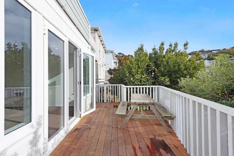 Photo of property in 10a Bidwill Street, Mount Cook, Wellington, 6021