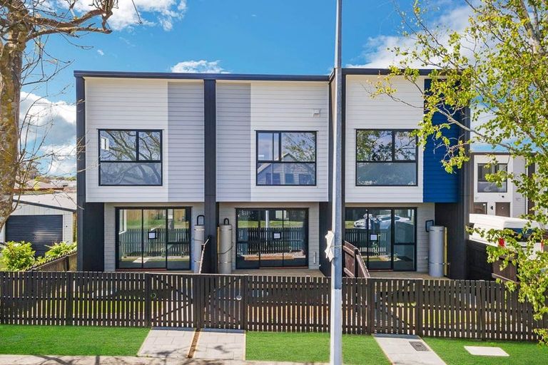 Photo of property in 22/17 Barneys Farm Road, Clendon Park, Auckland, 2103