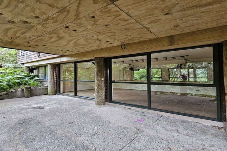 Photo of property in 50 Sunnyhaven Avenue, Beach Haven, Auckland, 0626