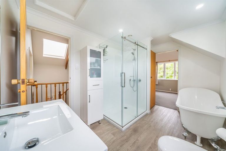 Photo of property in 15 Poole Crescent, Wainuiomata, Lower Hutt, 5014