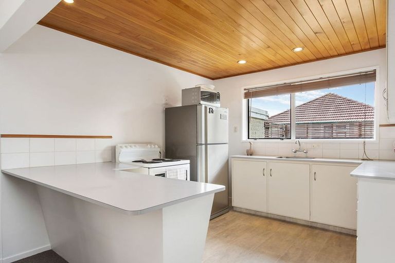 Photo of property in 3/155 Bowhill Road, New Brighton, Christchurch, 8083