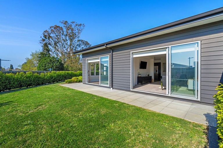 Photo of property in 1 Hass Drive, Ohauiti, Tauranga, 3112