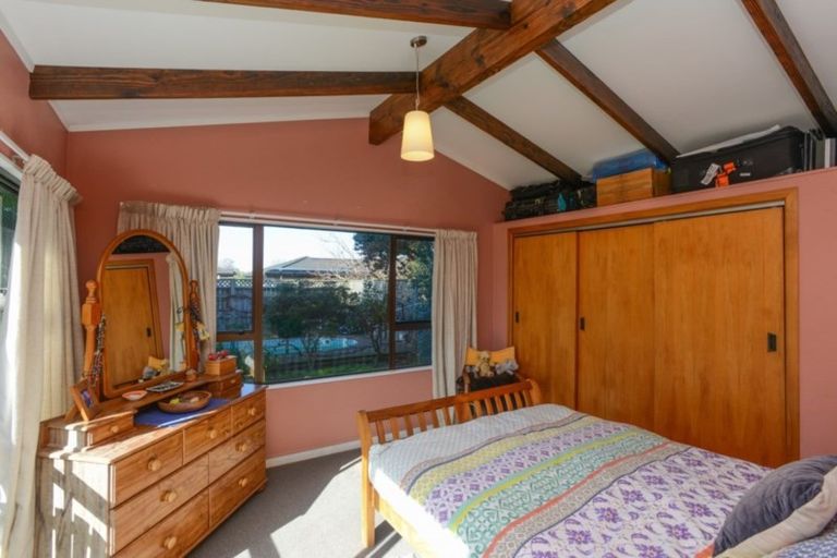 Photo of property in 5 Bowling Road, Greenmeadows, Napier, 4112