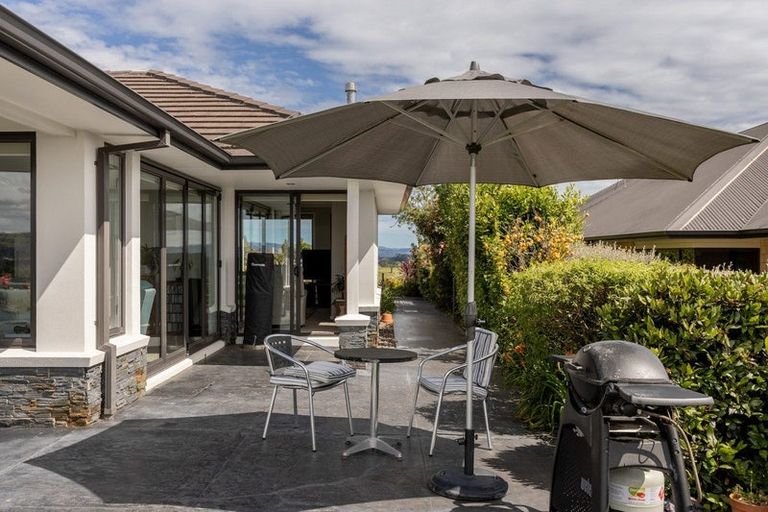 Photo of property in 20 Holyoake Terrace, Omokoroa, 3114