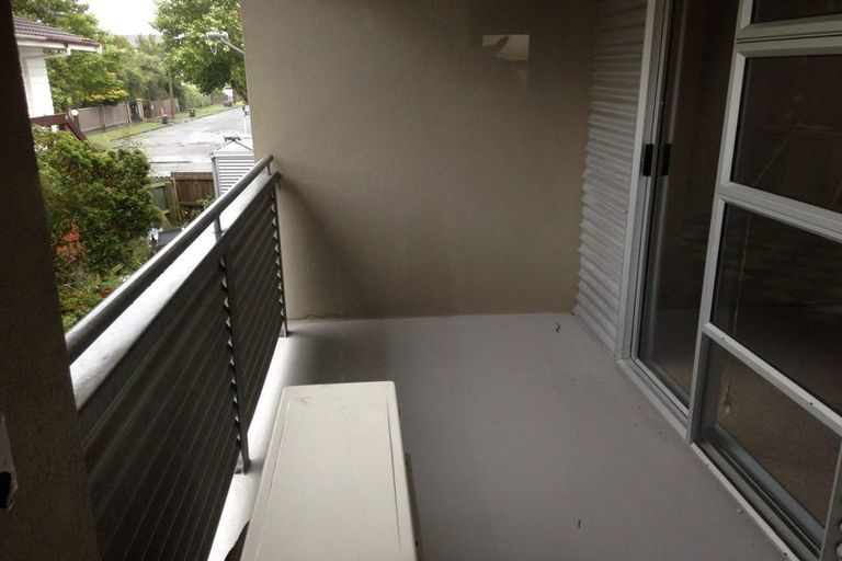 Photo of property in 2/71 Springfield Road, St Albans, Christchurch, 8014