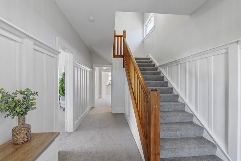 Photo of property in 7 Hackthorne Road, Cashmere, Christchurch, 8022