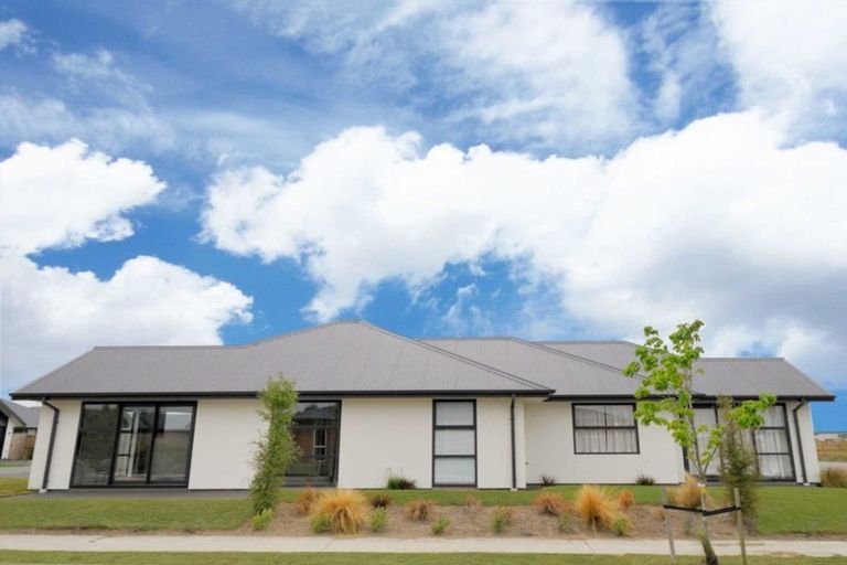 Photo of property in 135 Infinity Drive, Pegasus, 7612