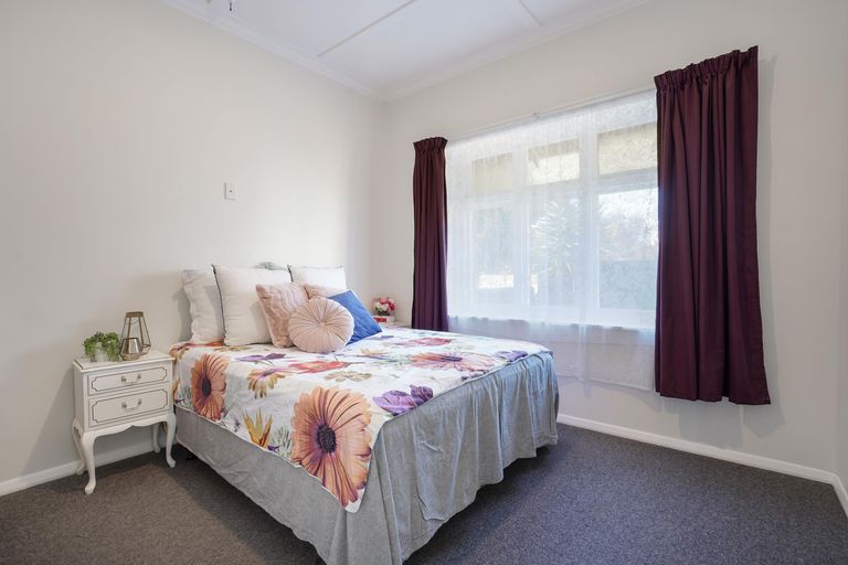Photo of property in 375 College Street, Hokowhitu, Palmerston North, 4410
